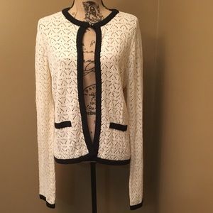 ❄️NWT Sanctuary cream and black cardigan sweater
